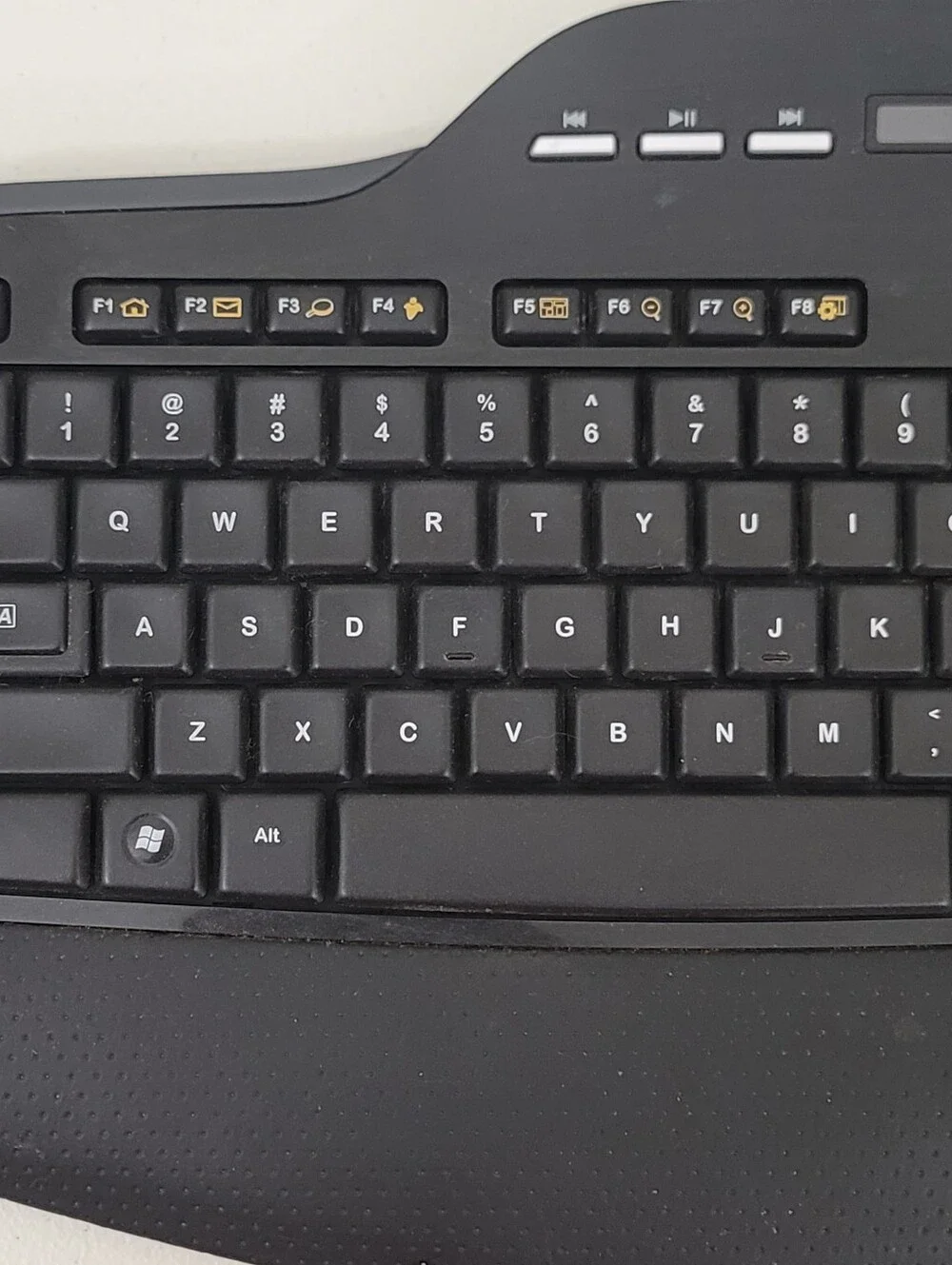 Logitech MK700 Wireless Bluetooth Multimedia Keyboard Y-R0006 With USB Dongle